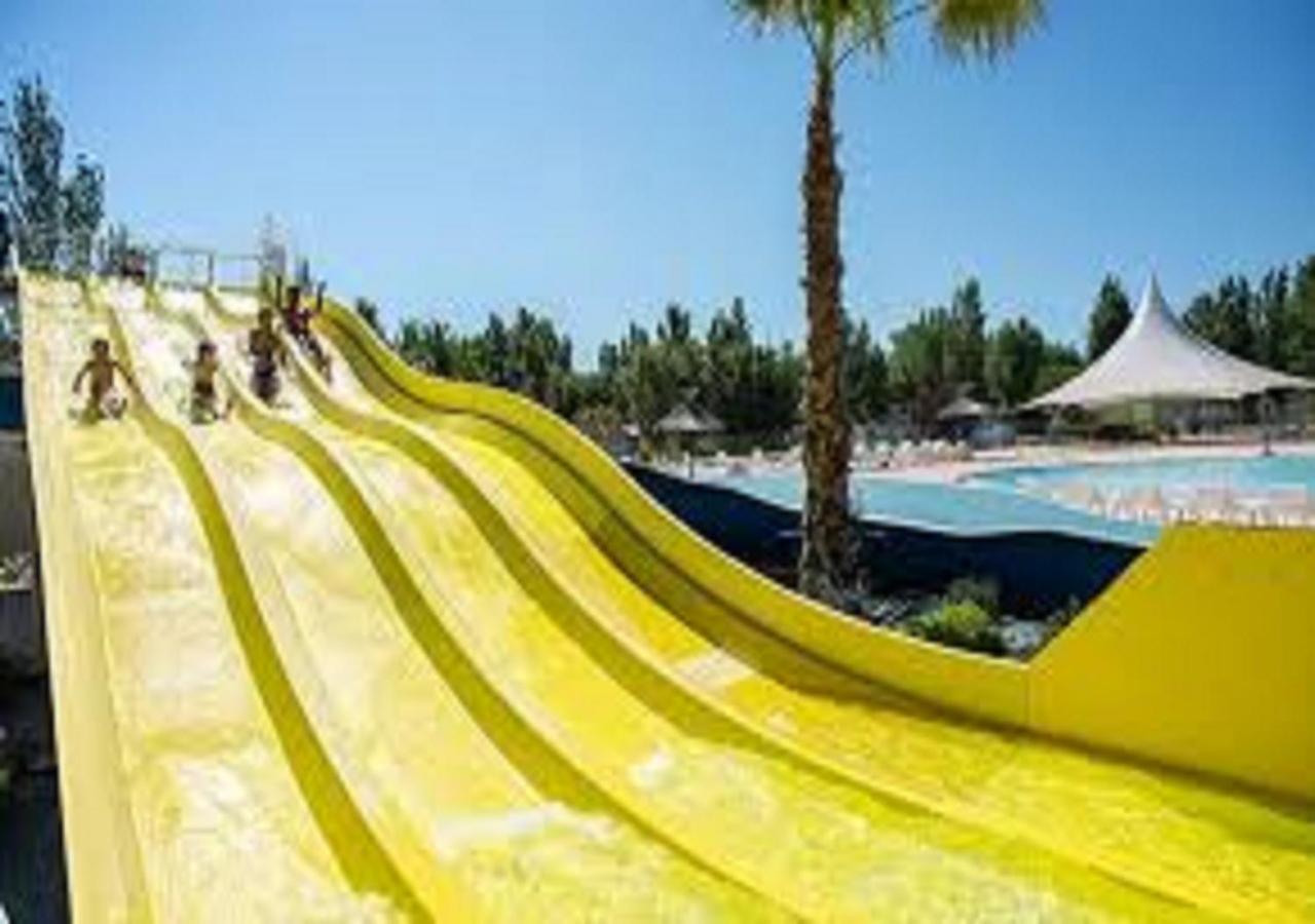 Camping La Carabasse Vias-Plage-T4 Climatise,Tout Confort, Emplacement Calme ! Εξωτερικό φωτογραφία